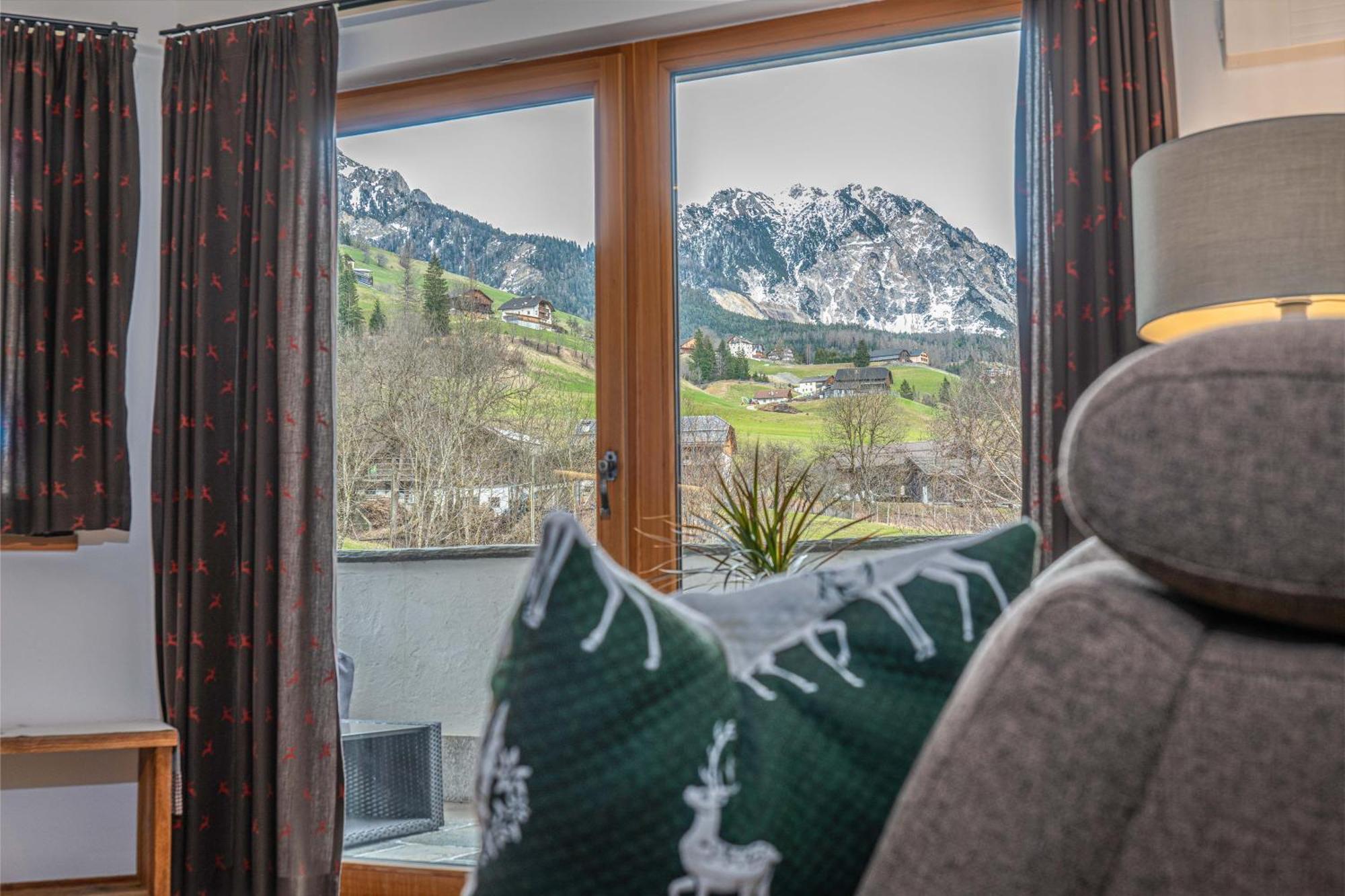 Alpine Mountain Chalet ซาน วิจลิโอ ดิ มาเรบเบ ภายนอก รูปภาพ