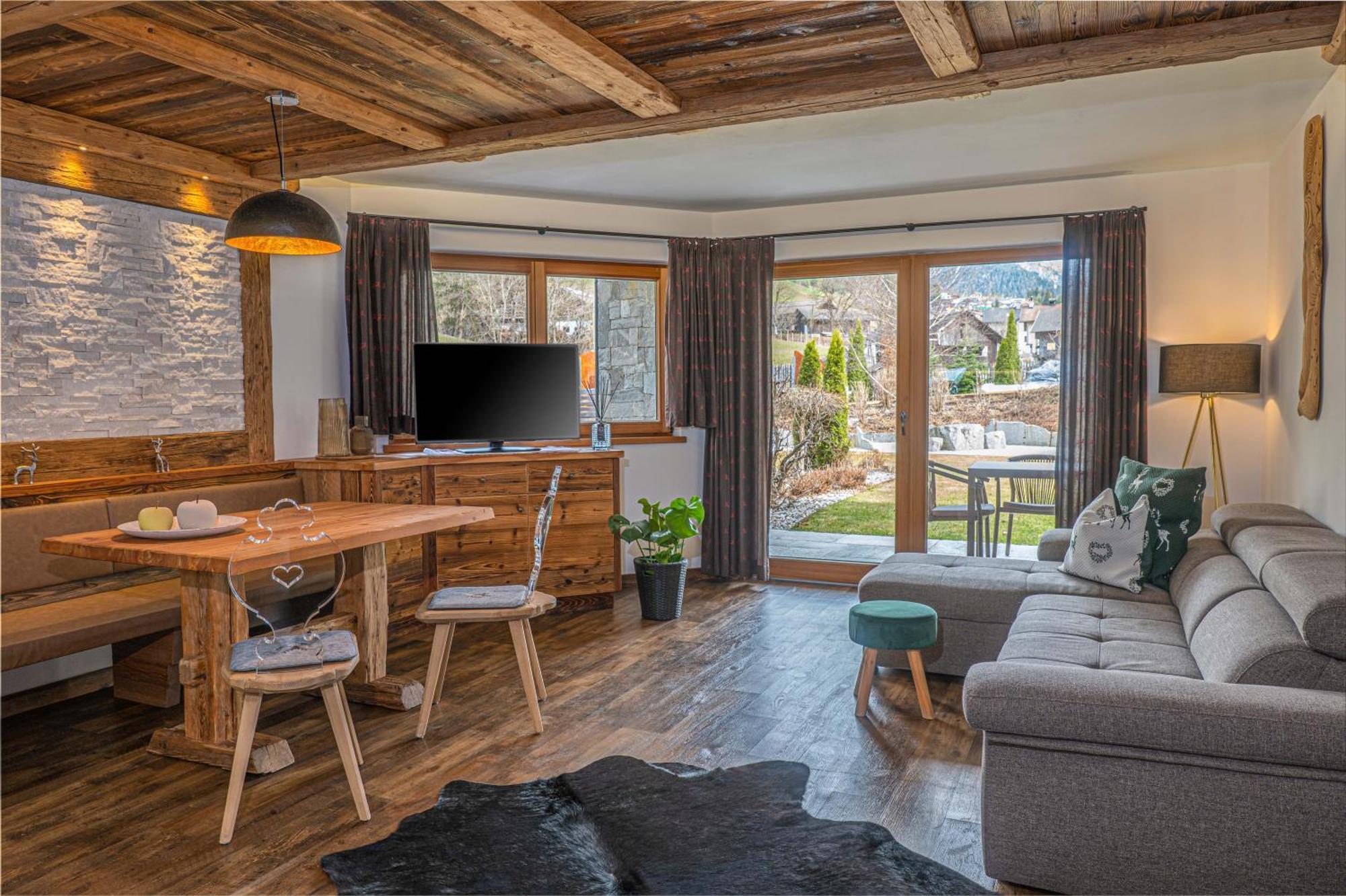 Alpine Mountain Chalet ซาน วิจลิโอ ดิ มาเรบเบ ภายนอก รูปภาพ