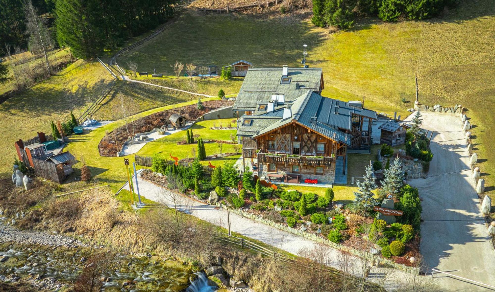 Alpine Mountain Chalet ซาน วิจลิโอ ดิ มาเรบเบ ภายนอก รูปภาพ