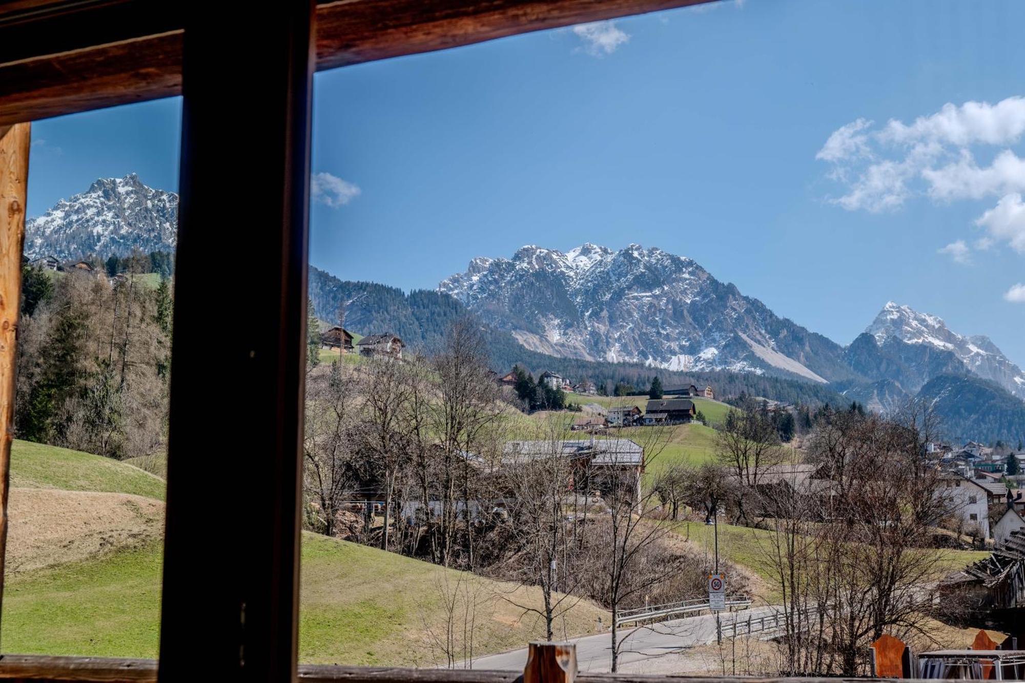 Alpine Mountain Chalet ซาน วิจลิโอ ดิ มาเรบเบ ภายนอก รูปภาพ