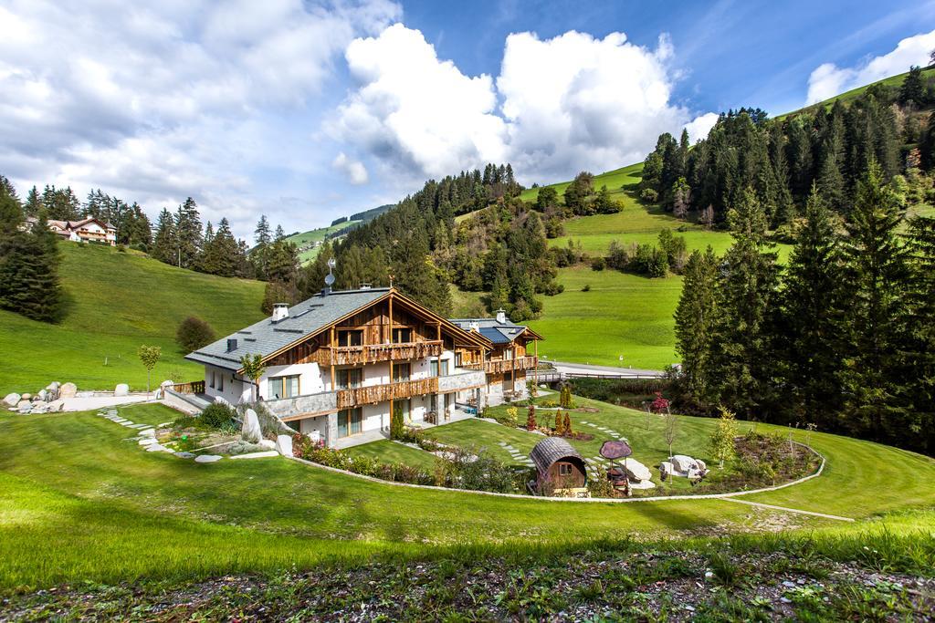 Alpine Mountain Chalet ซาน วิจลิโอ ดิ มาเรบเบ ภายนอก รูปภาพ