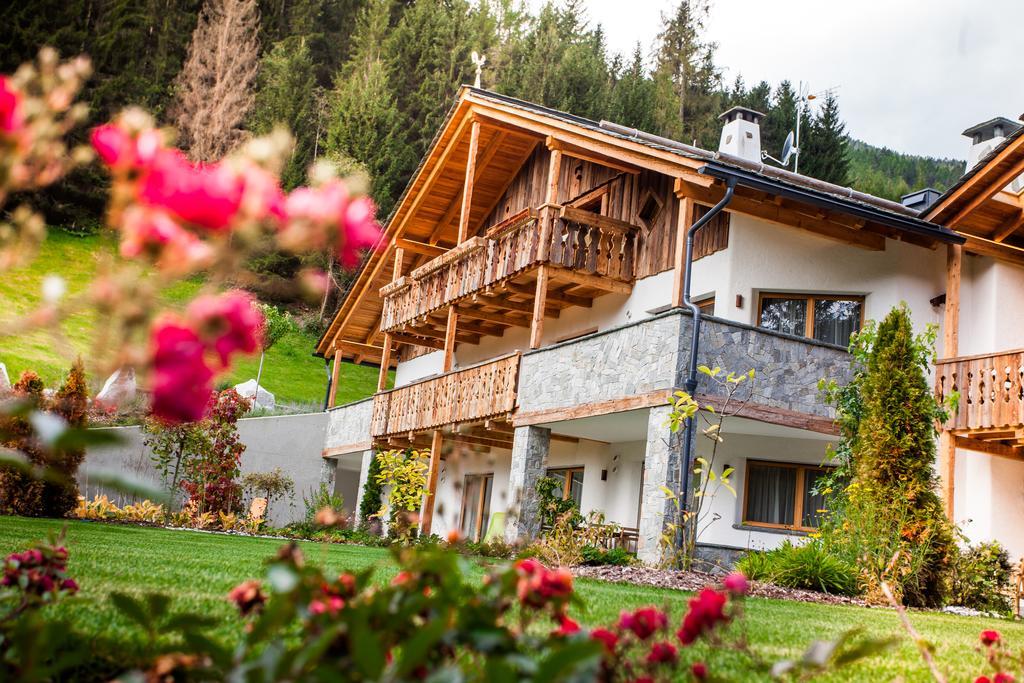 Alpine Mountain Chalet ซาน วิจลิโอ ดิ มาเรบเบ ภายนอก รูปภาพ